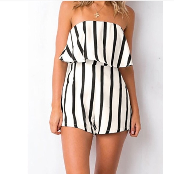 💕Sexy Strapless striped romper - Picture 2 of 5